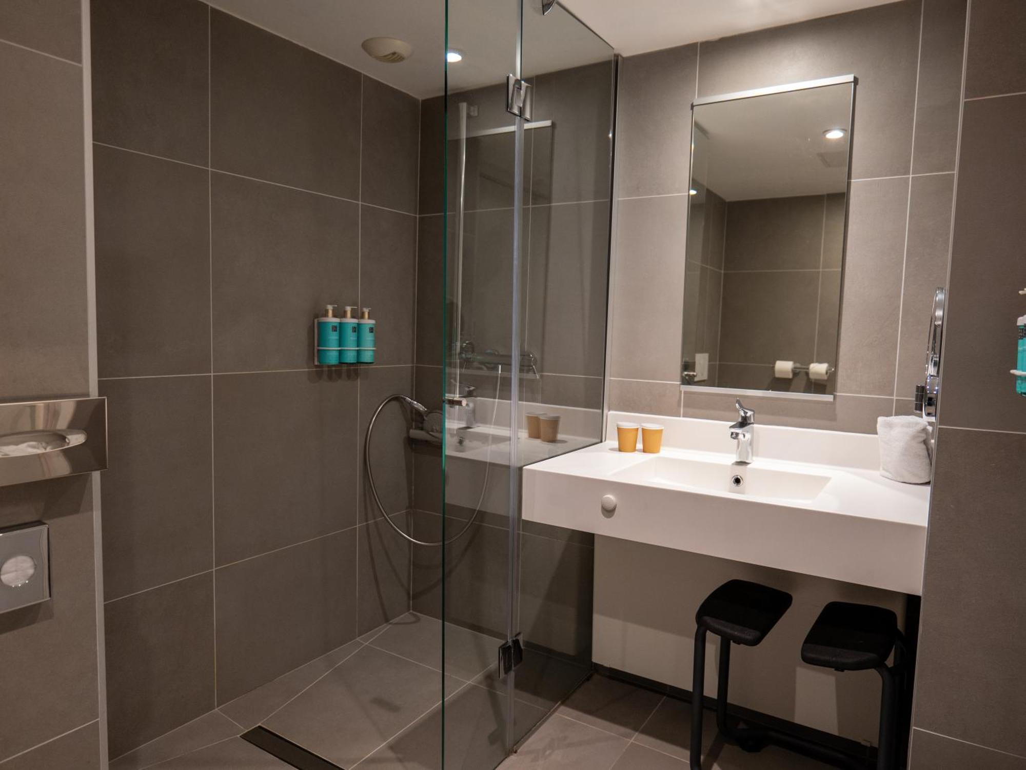 Suite with One Double Bed and One Double Sofa Bed,1630861996:JPEG