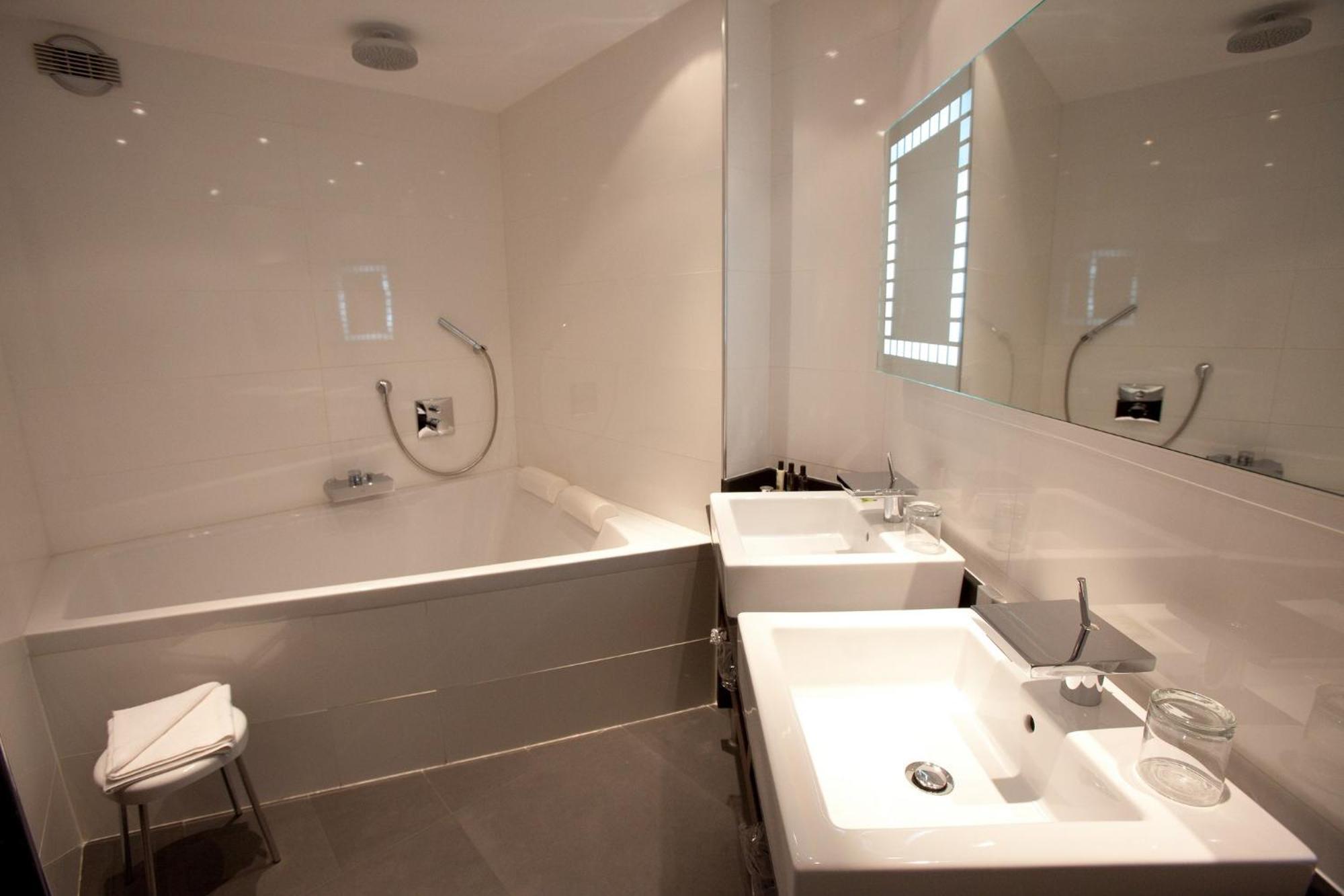 Junior Suite,1706683968:JPEG